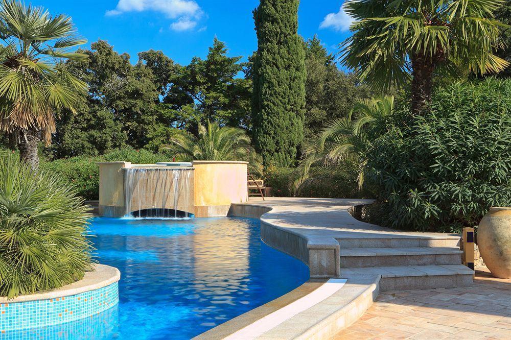 Chateau Les Crostes Lorgues Exterior foto